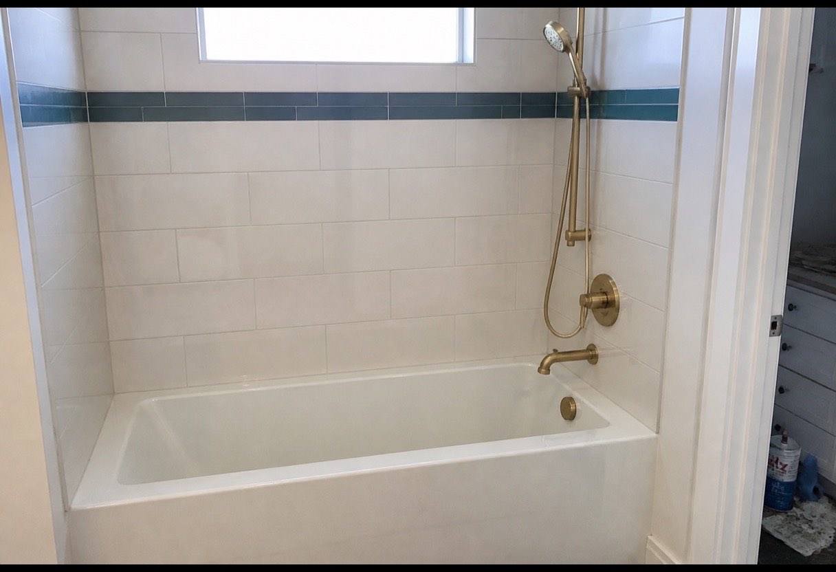 Bathtub Replacement in Sacramento, CA
